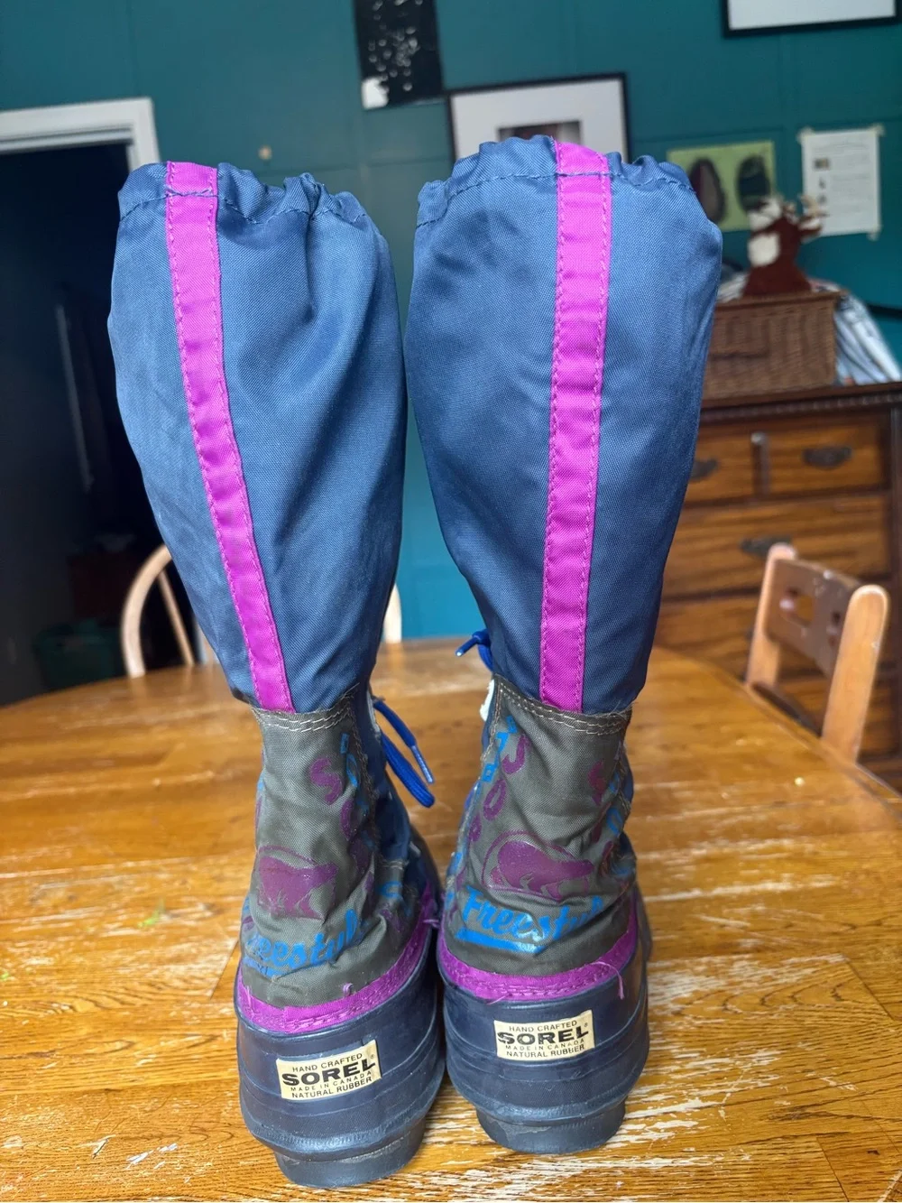 Sorel Women's Freestyle Waterproof Winter Snow Boots With Felt Liner Size 7